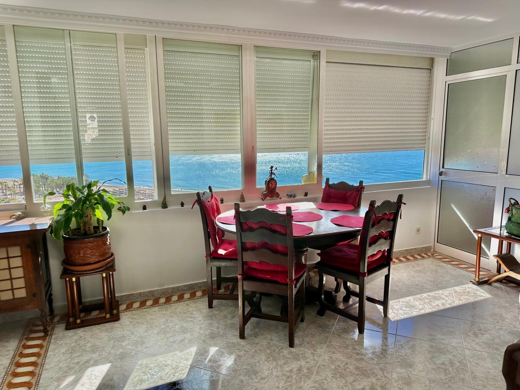 Precioso piso de lujo,4 dormitorios frente al mar Torremolinos Exterior foto